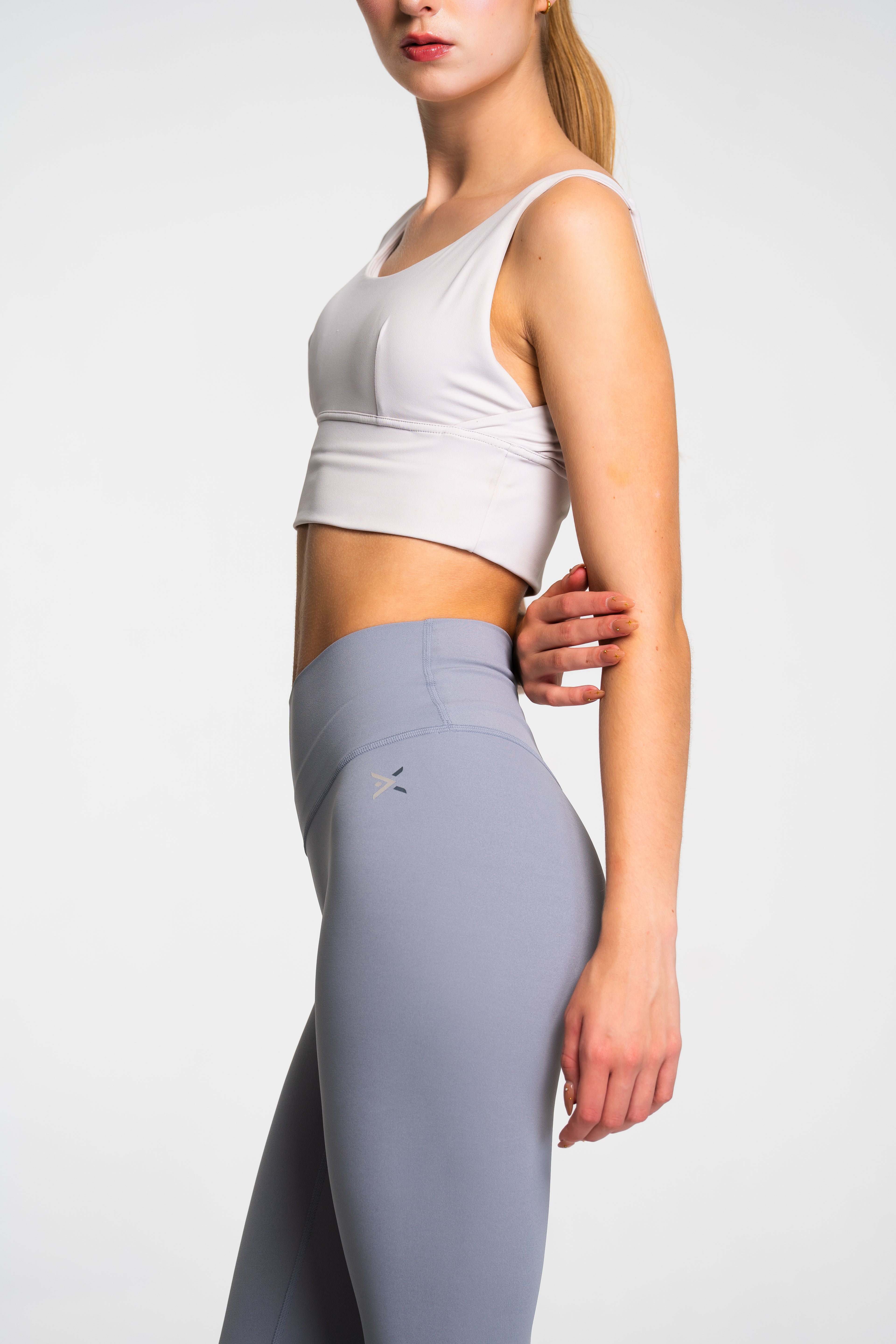 Elevate High-Compression Performance Leggings with Pockets